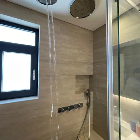 Kavouri Retreat, Only Pines Hide The Sea Apartment
